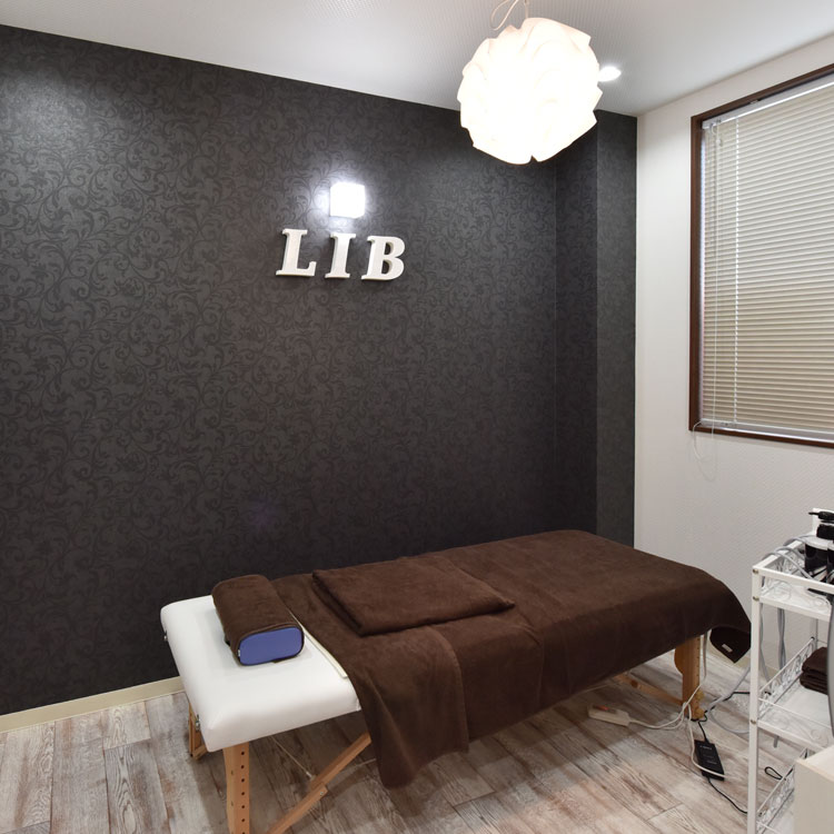 エステLIB（いけだ接骨院併設）